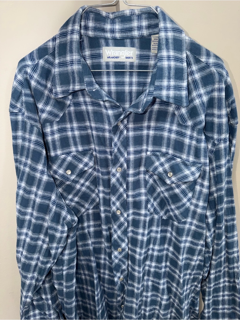 Wrangler Blue and White Plaid Button-Down Flannel Shirt (Pearl buttons)